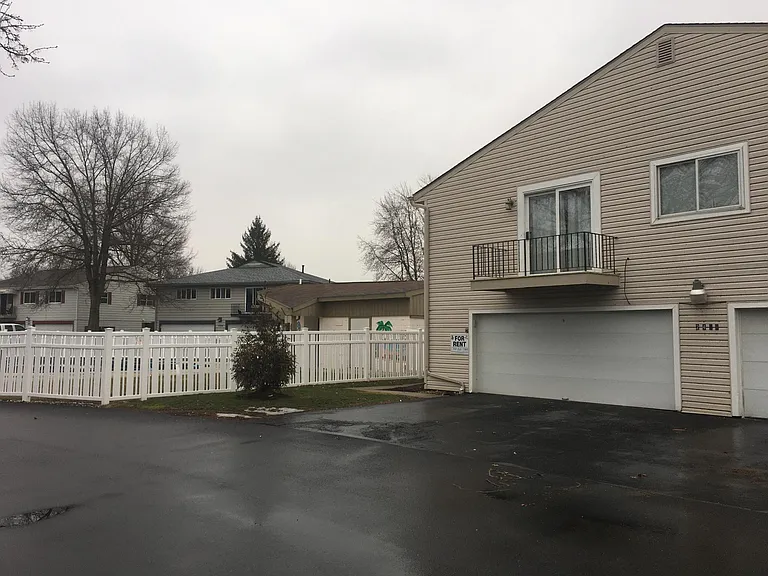 2408 Island Dr #B — Photo 2