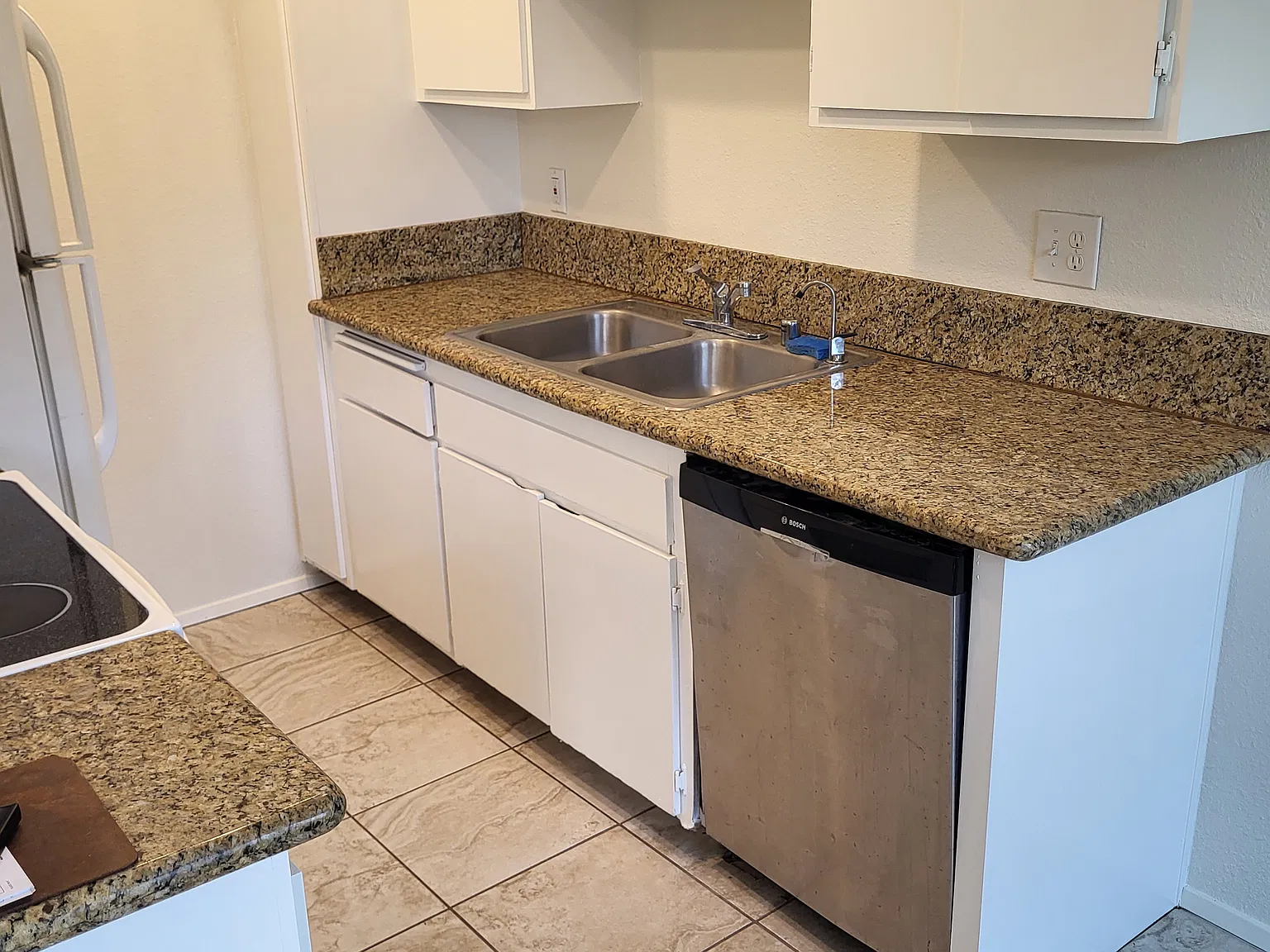 2 bed, 1.5 bath, 784 sqft, $2,300 — Photo 2