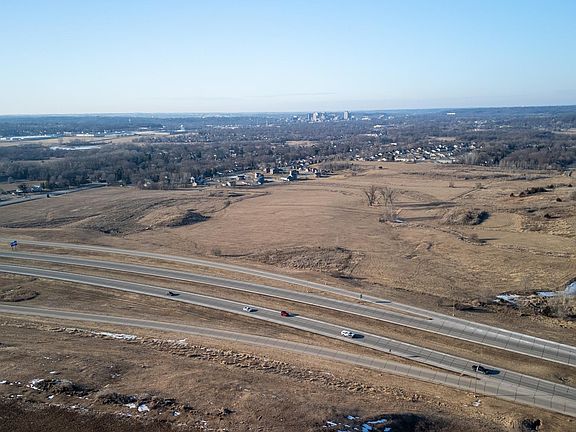 4th image of 11 Avenue Se