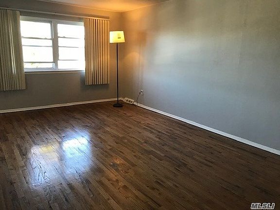 3rd image of 1531 Bell Blvd #2