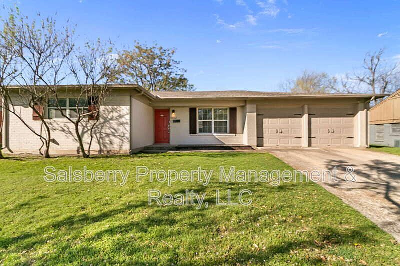 1st image of 5312 Odessa Ave