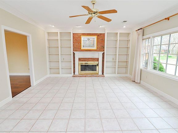 5th image of 2668 Dibrell Trail Dr