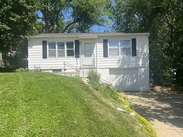7524 Edward Ave — Photo 1