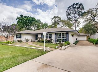 10147 Hazelhurst Dr, Houston, TX 77043