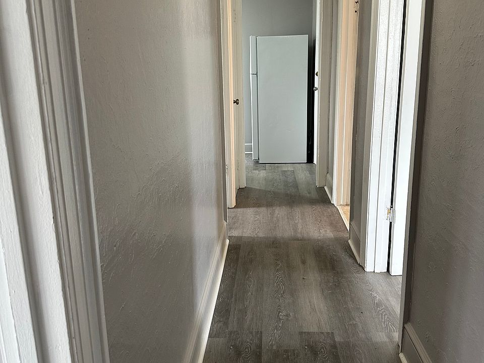 1st image of 1231 Mohawk St Suite 2