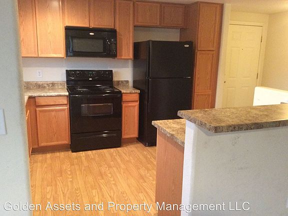 3rd image of 6160 Rumrill St Unit 205