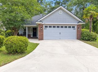 85 Oak Ridge Cir, Richmond Hill, GA 31324