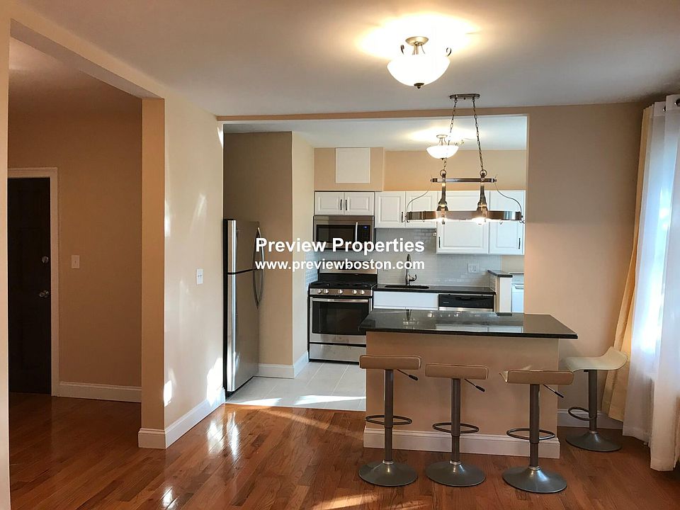 1st image of 2001 Commonwealth Ave APT 31