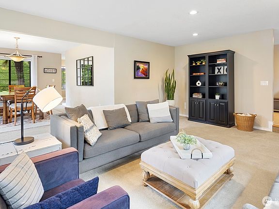 5th image of 8406 NW 12th Avenue