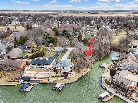 4th image of 0 Lakeview Ln