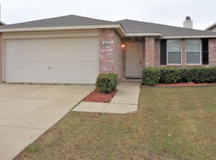 3617 Andalusian Dr, Denton, TX 76210