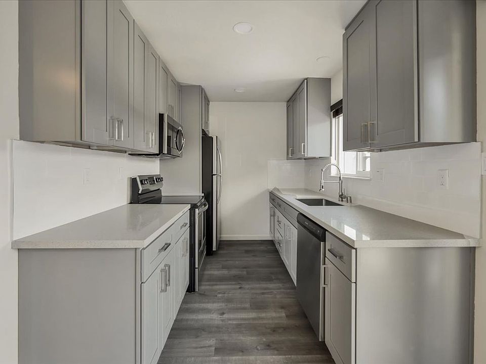 1st image of 150 Harrison Ave #16
