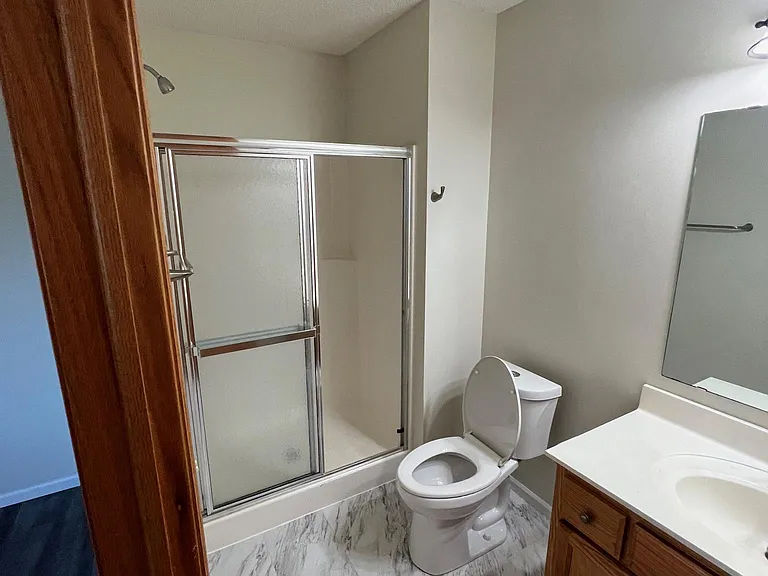 1001 Drew Dr — Photo 7