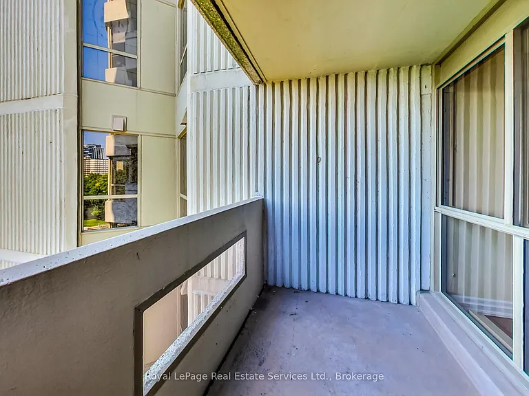 1201 N Shore Blvd E #705 — Photo 25