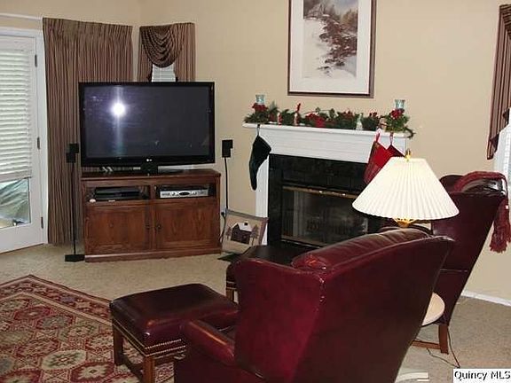 Home for Sale in Quincy, IL $159,900