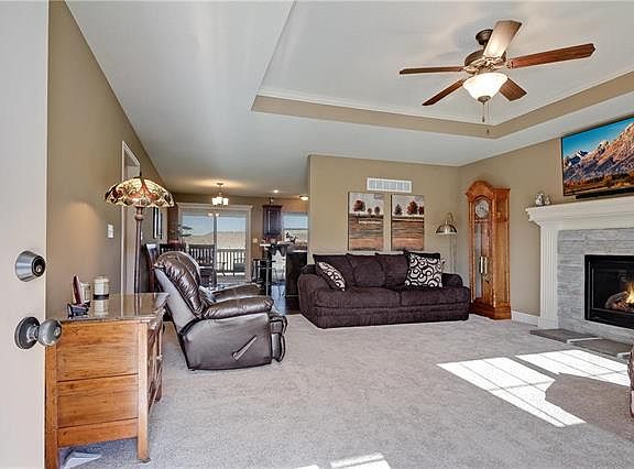 4th image of 1410 NE Amanda Jean Way