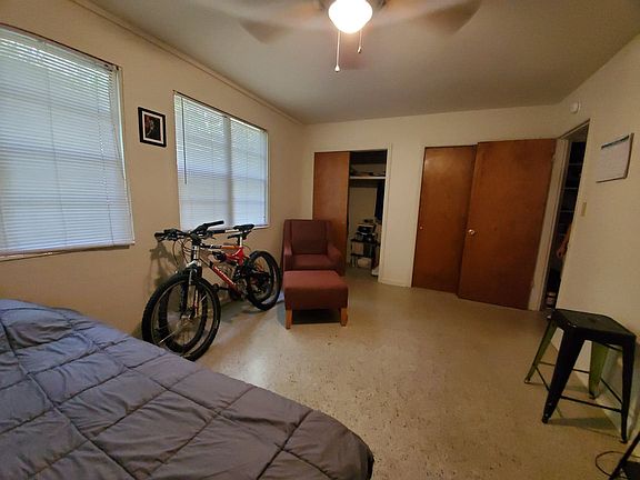 5th image of 2901 NW 14th St #3