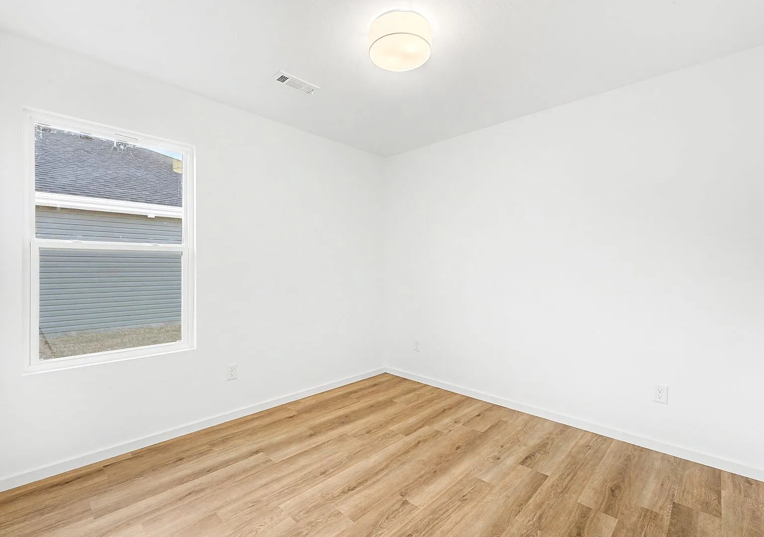 3 Bed, 2 Bath Home in Nixa, MO !! — Photo 3
