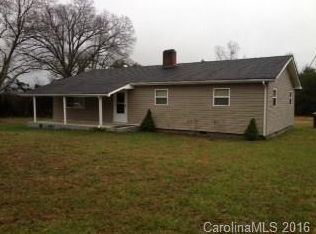 569 Mock Mill Rd, Statesville, NC 28677