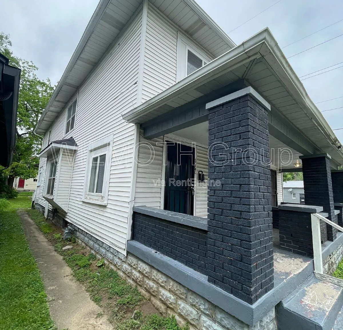 3 bed, 1.0 bath, 1140 sqft, $995 — Photo 2
