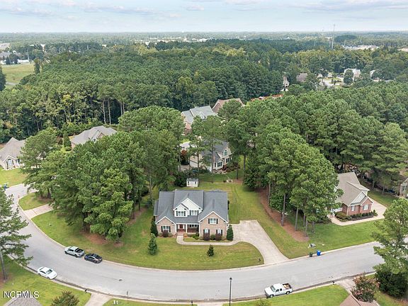 3rd image of 1405 Hammersmith Drive
