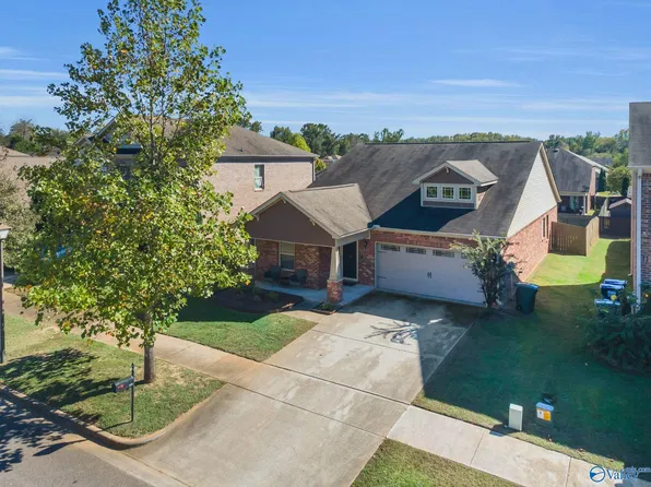 505 Maple Cove Ln NW, Madison, AL 35757