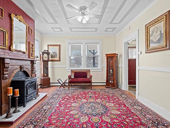 5th image of 51 Dean St