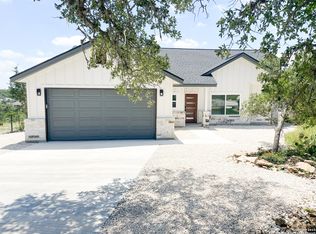 103 Gid Graham, Blanco, TX 78606