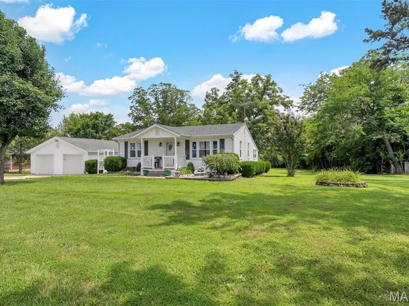 2266 Prairie Dell Rd, Union, MO 63084