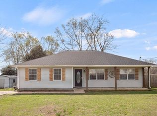 108 Periwinkle Ct, Taylor, AL 36301
