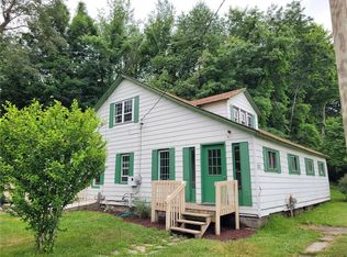 12327 E Main Rd, North East, PA 16428