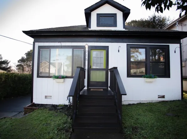 715 - 719 Bassett Street, Petaluma, CA 94952