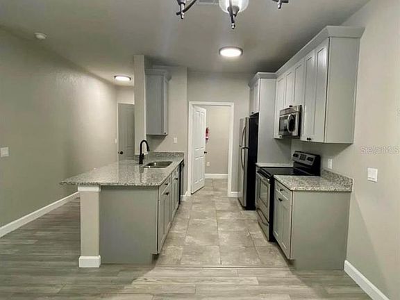 4th image of 3011 HEMINGWAY CIRCLE #3011