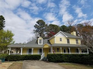 1602 Country Walk Trl, Lawrenceville, GA 30043