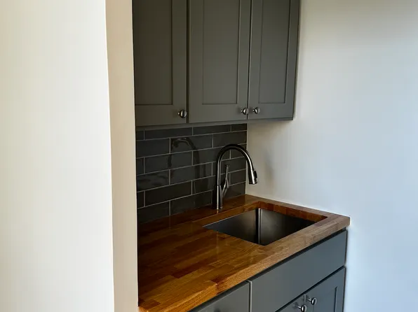 516 East 78th Street image 4 of 12