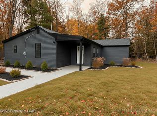 424 N Hunter Hwy, Drums, PA 18222