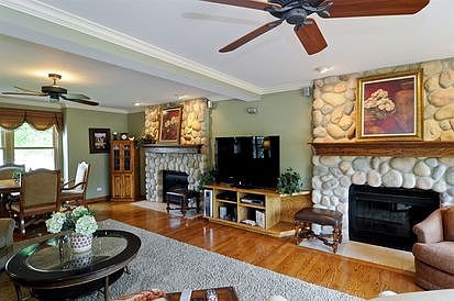 2nd image of 7 Heather Ln