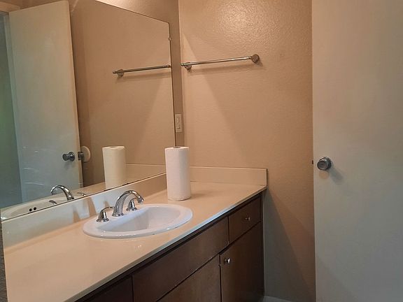 5th image of 5990 E 33rd Ct