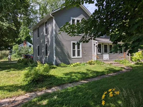 202 N 1st St, Brooklyn, WI 53521