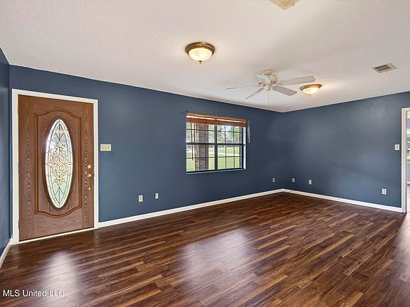 5th image of 98 Country Heritage Rd