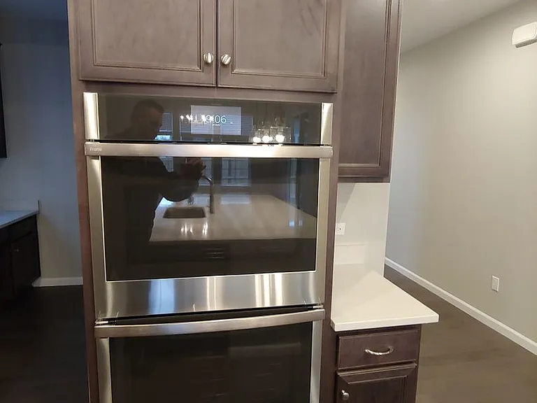 1042 Woodgate Ct — Photo 9