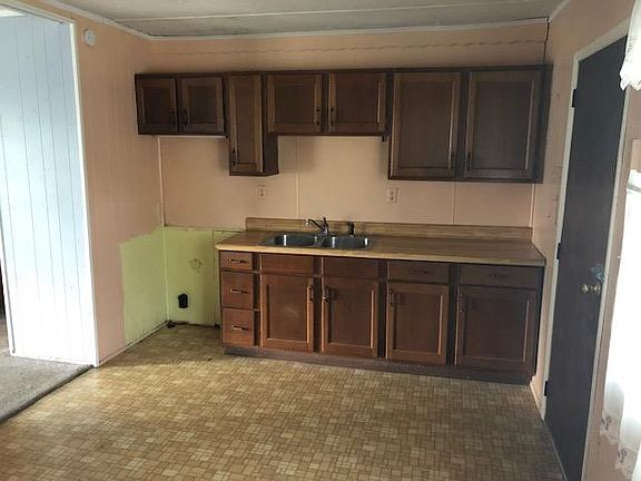 4th image of 989 Bermuda Dr