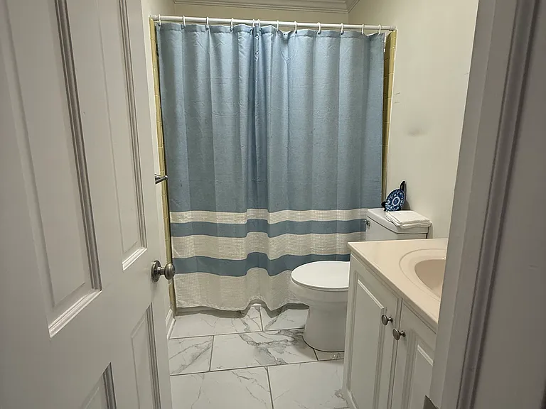 1929 Lynn Cove Ln — Photo 5