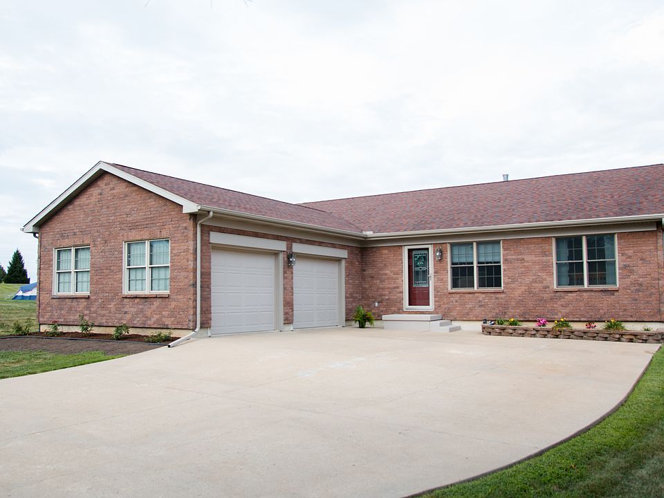 1st image of 306 Woodland Dr