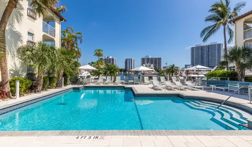 Outdoor, saltwater pool and sundeck overlooks the marina and views of the city - Waterways Village