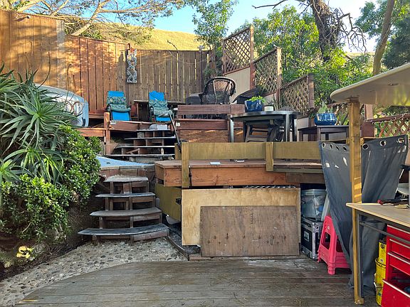 5th image of 130 Ripley St