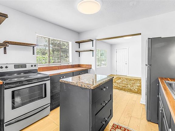 2nd image of 2000 27TH AVENUE N