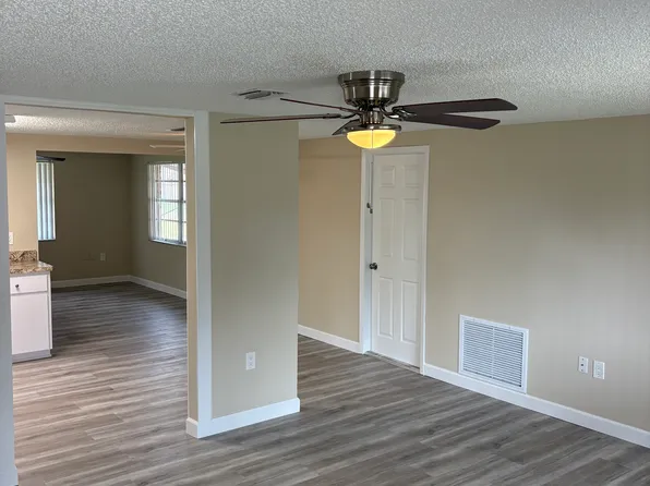 4630 Croton Dr, New Port Richey, FL 34652
