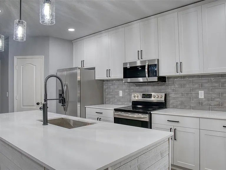 3711 Julius Estates Blvd — Photo 8