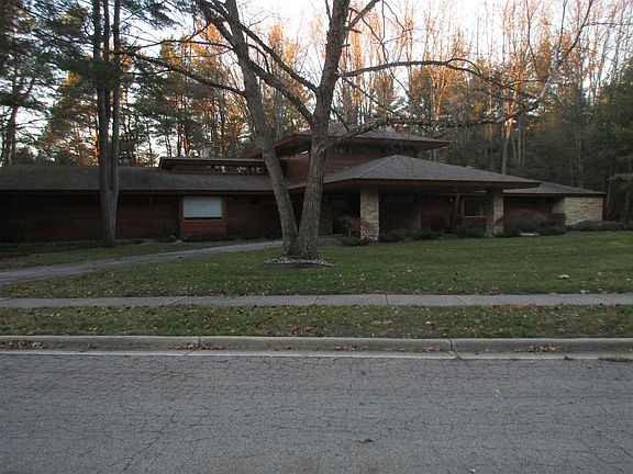 2nd image of 3603 White Pine Way